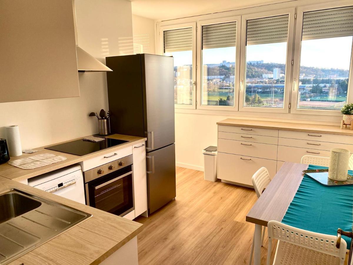 Bergson Top - Appart 80M2, 2 Grandes Chambres, Entierement Renovee Et Equipee, Lumineux, Wifi, Balcon, Calme, Vue Imprenable Saint-Etienne  Ngoại thất bức ảnh